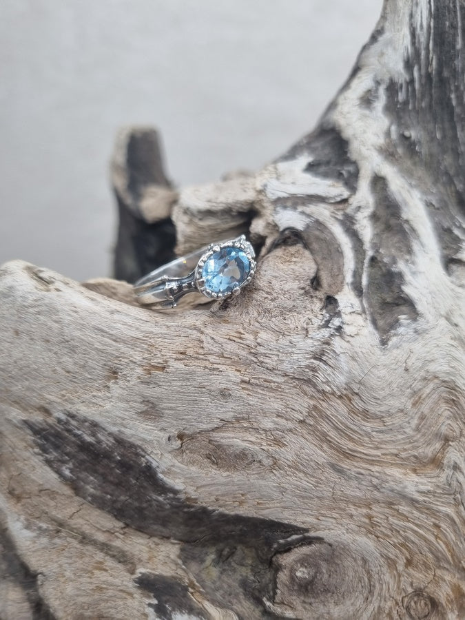 Bague Topaze Bleue