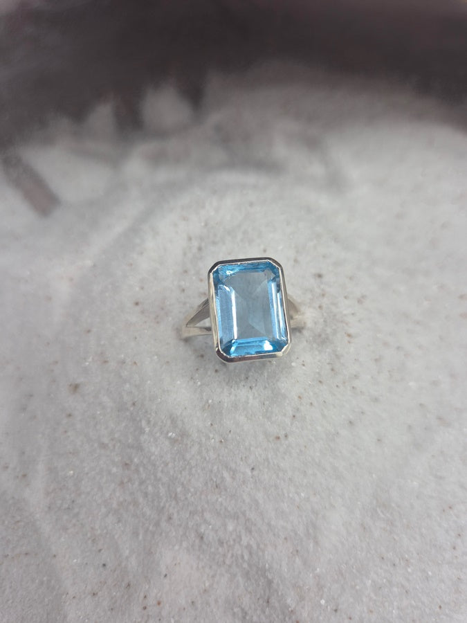 Bague Diana - Topaze bleue lagon