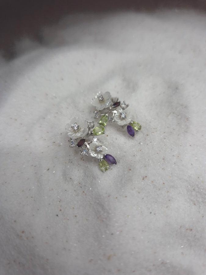 Boucles Artémis - Perle, améthyste, peridot et grenat