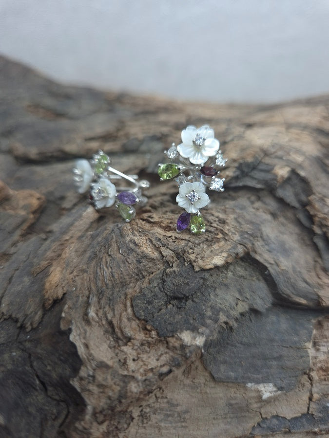 Boucles Artémis - Perle, améthyste, peridot et grenat