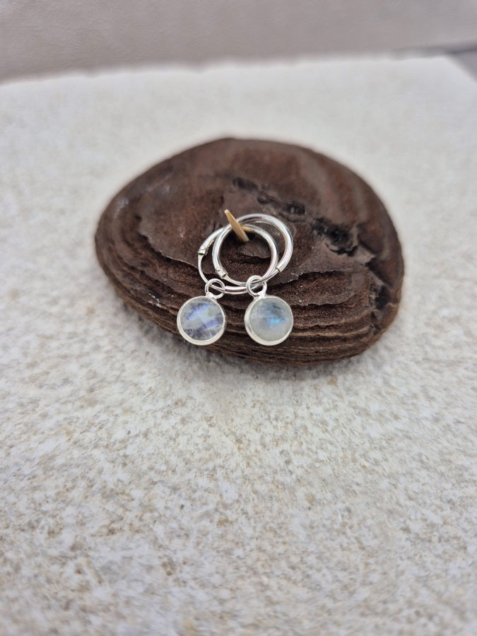 Boucles créoles pierre de lune