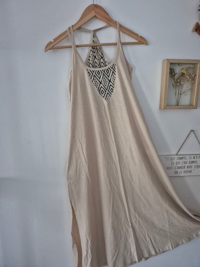 Robe beige astèque