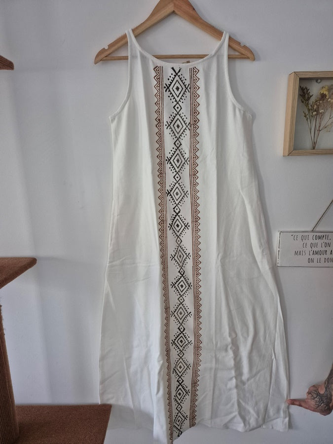 Robe blanche astèque