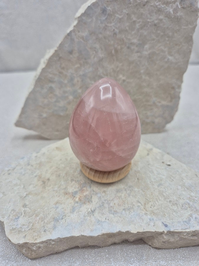 Oeuf en quartz rose