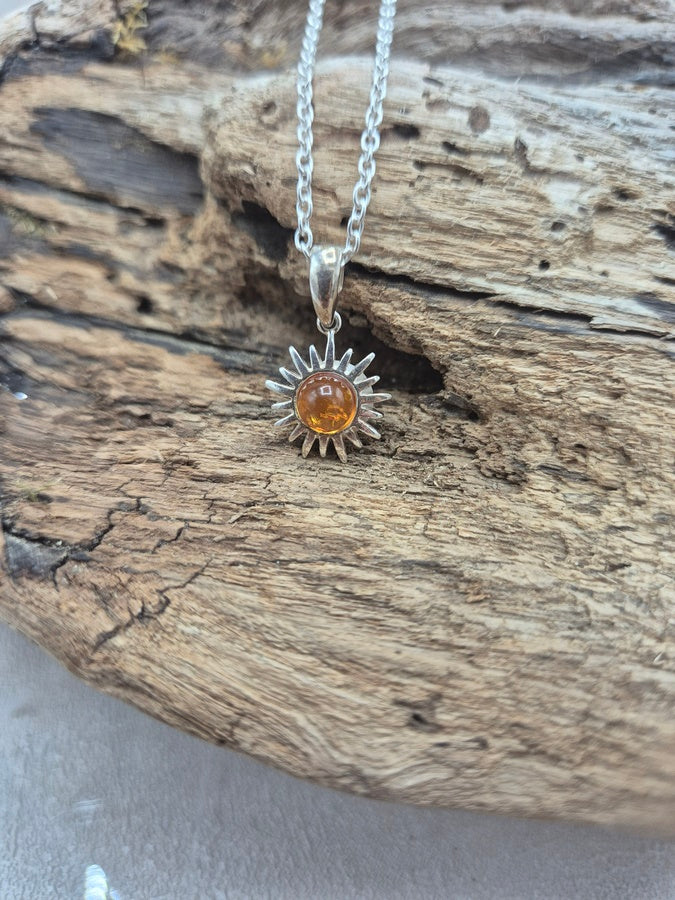 Pendentif ambre soleil