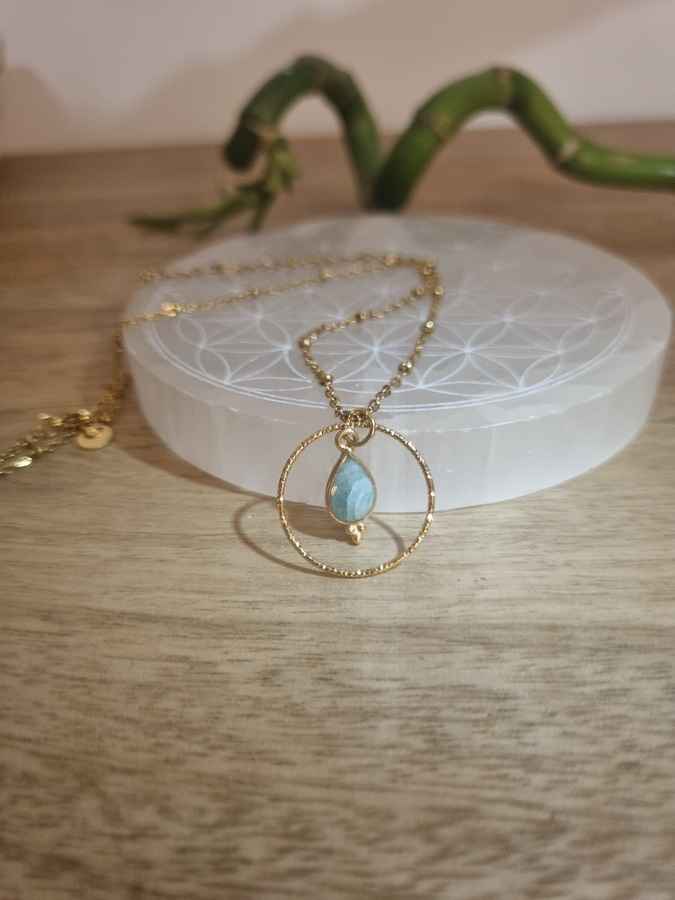 Collier doré goutte amazonite